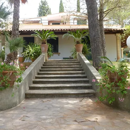 Casa Serini Feriehus *